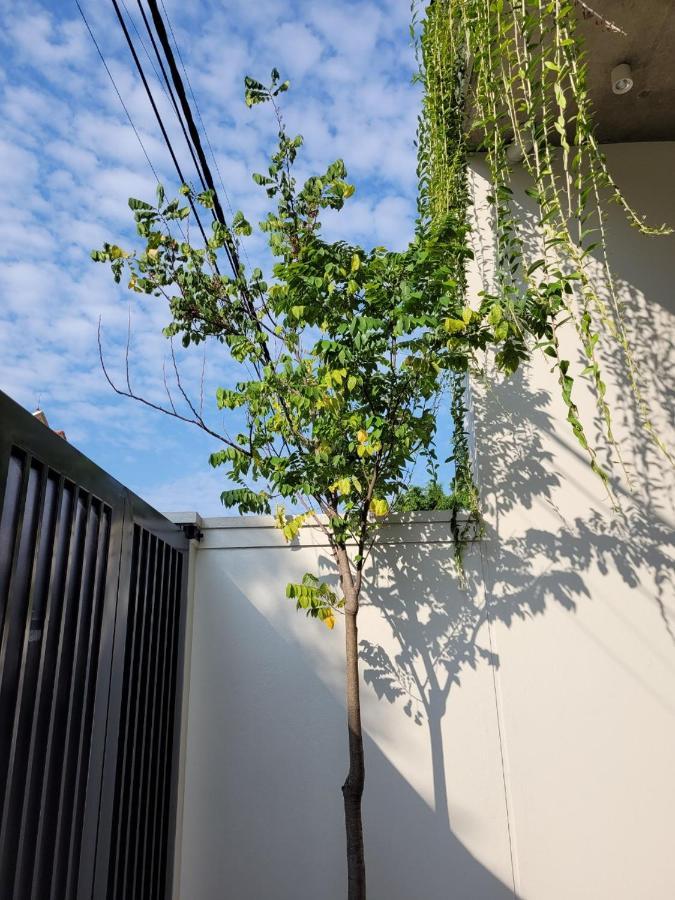 Noi Bai Flight Path Homestay Hanoi Exterior photo